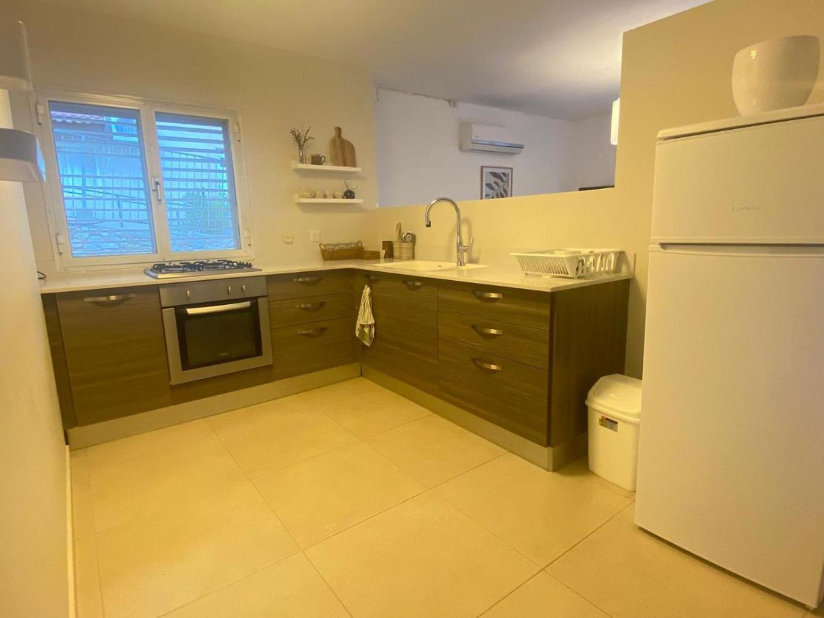 Ferienwohnung מול האגם Ma'alot-Tarshiha Exterior foto